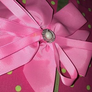 Pink bow